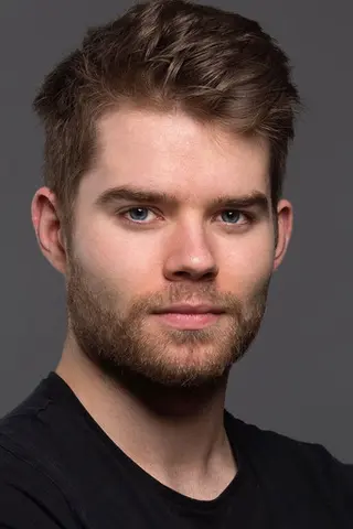 Peliculas de Ethan Taylor