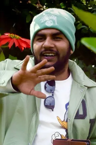 Uttam Raj Pandey - Córka • Potomstwo