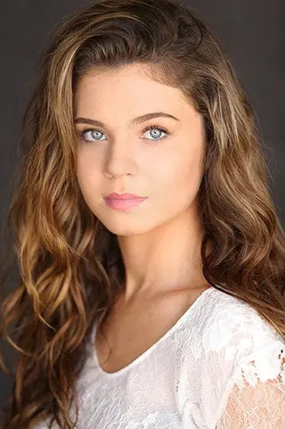 Peliculas de AlexAnn Hopkins