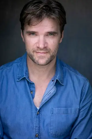 Peliculas de Brett Coutts