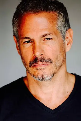 Peliculas de Kevin Bernhardt