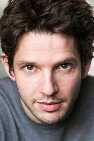 Peliculas de Damien Molony