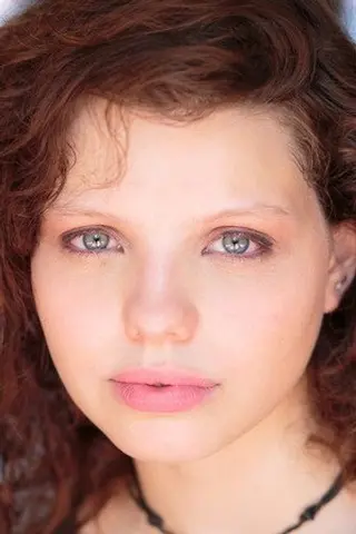 Peliculas de Chloë Levine