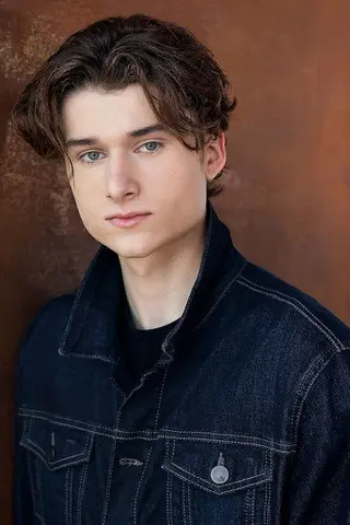 Peliculas de Cameron Brodeur