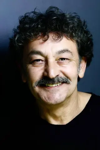Peliculas de Alptekin Serdengeçti