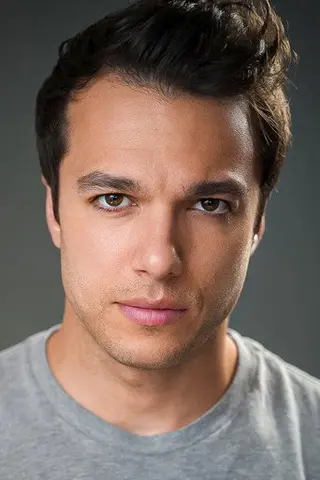 Peliculas de Chris Riggi