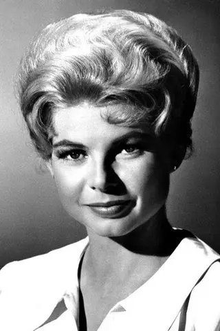 Peliculas de Mary Peach
