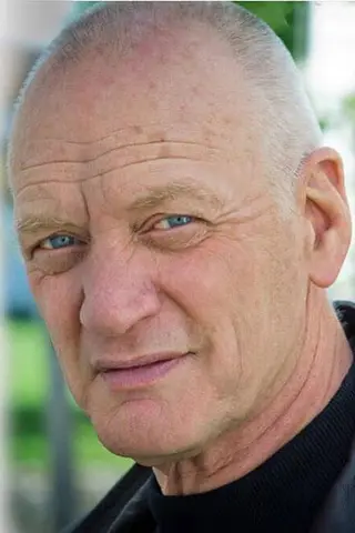 Peliculas de Nigel Bennett
