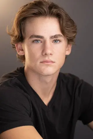 Peliculas de Brady Hepner