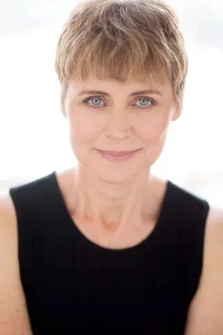 Peliculas de Nikki Coghill