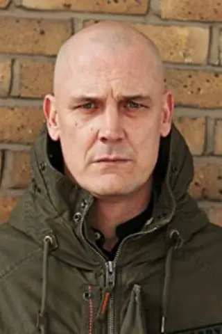 Peliculas de Darren Tassell