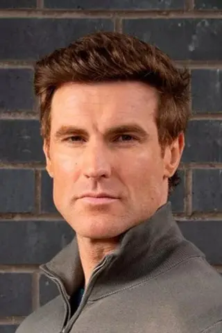 Peliculas de James Cartwright