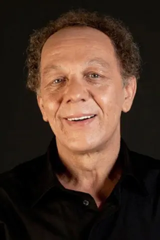 Peliculas de Levent Öktem