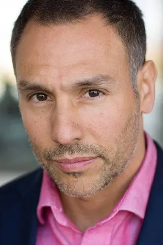 Peliculas de Robert Figueroa