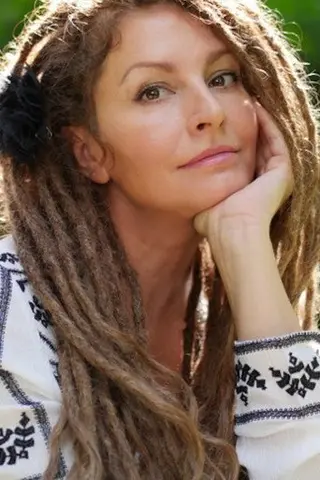 Peliculas de Simmone Mackinnon