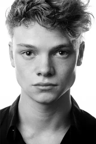Peliculas de Tom Rhys Harries