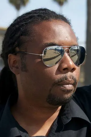 Peliculas de Dwayne Alexander Smith