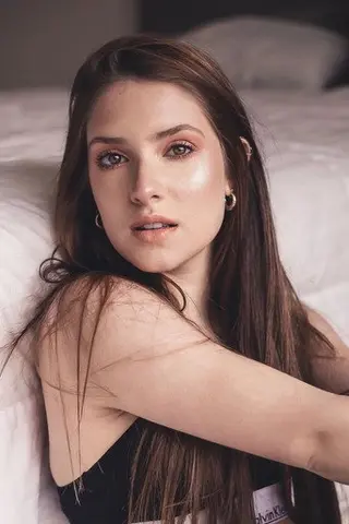 Peliculas de Renata Toscano Bruzón