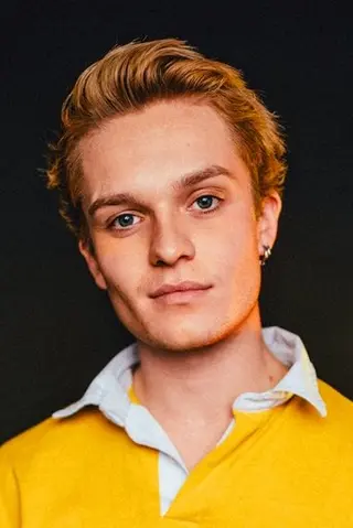 Peliculas de Tom Glynn-Carney