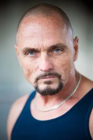 Peliculas de Dennis Keiffer