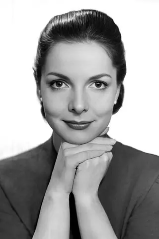 Peliculas de Elizabeth Sellars