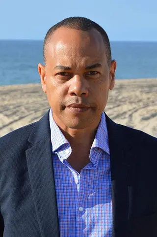 Peliculas de Tyrone Mitchell Henderson