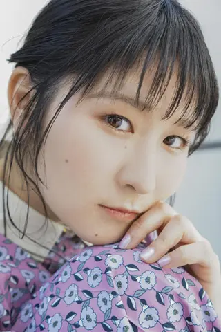 Eriko Kadokura - Altura • Físico