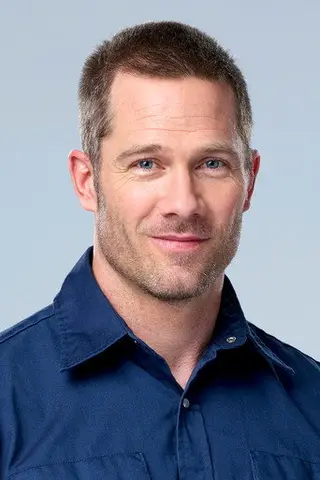 Peliculas de Luke Macfarlane