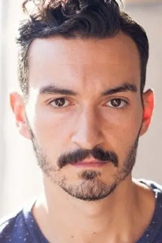 Peliculas de Derek Viveiros