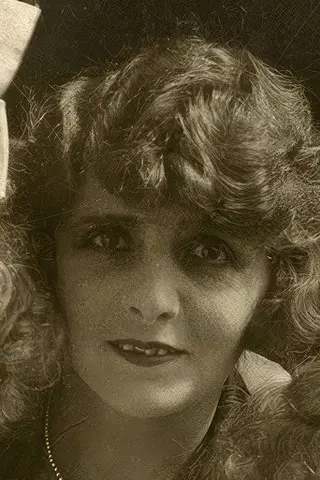 Violette Jyl - Córka • Potomstwo