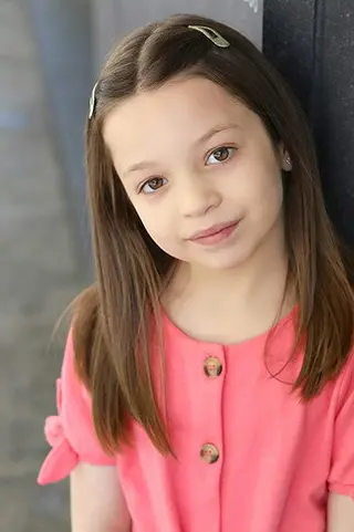 Peliculas de Dalya Knapp
