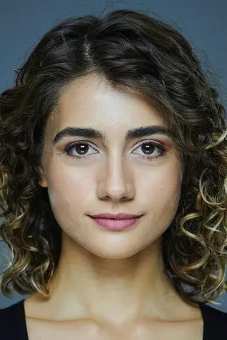Peliculas de Hazal Akkın