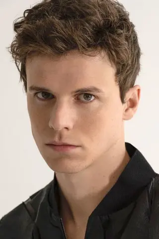 Peliculas de Ruairi O'Connor
