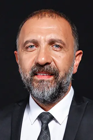 Peliculas de Ertuğrul Postoğlu