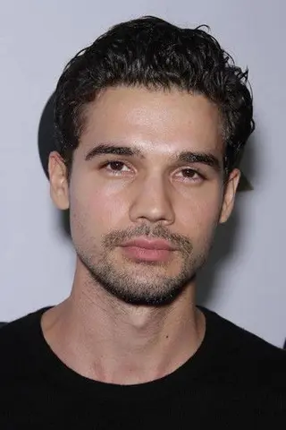 Peliculas de Steven Strait