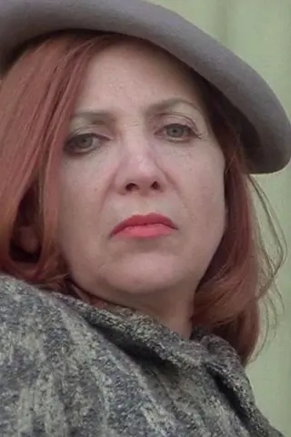 Sonia Saviange - Altura • Físico