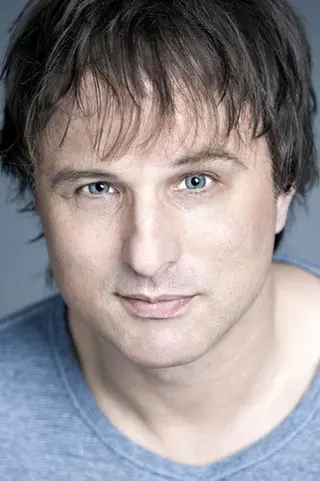 Peliculas de Troy MacKinder