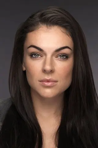 Peliculas de Serinda Swan