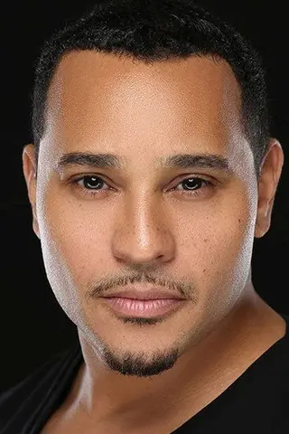 Peliculas de Cisco Reyes