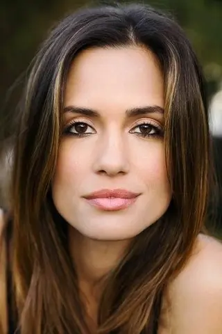 Peliculas de Torrey DeVitto