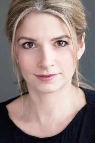 Peliculas de Caroline Sheen