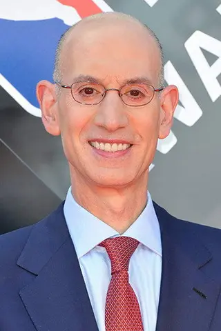 Peliculas de Adam Silver