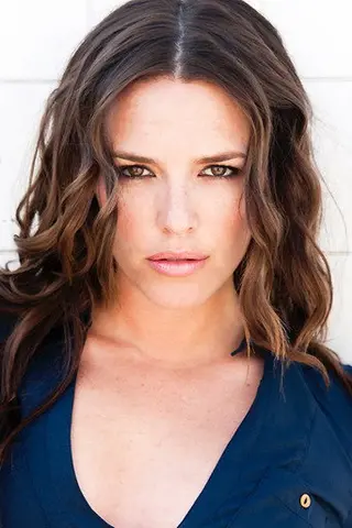 Peliculas de Holly Lynch