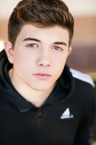 Peliculas de Bradley Steven Perry