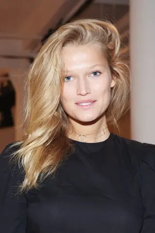 Peliculas de Toni Garrn