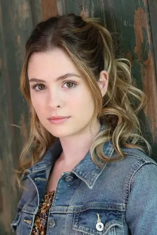 Peliculas de Afra Sophia Tully