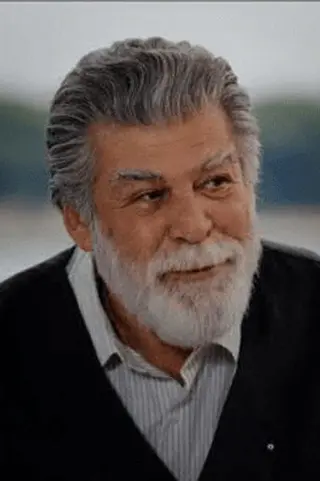 Peliculas de Cemil Özbayer