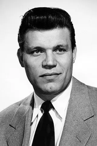 Peliculas de Neville Brand