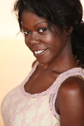 Peliculas de Julanne Chidi Hill