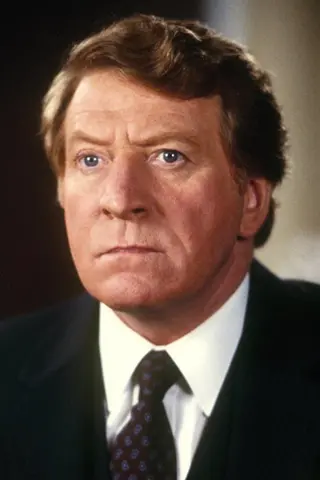Peliculas de Clive Revill